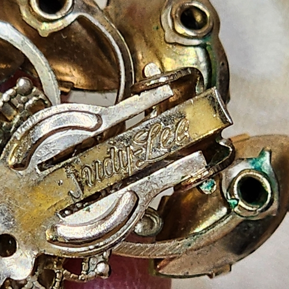 JUDY LEE Vintage 50s Brooch & Clip-On Earrings Set Gold Leaf Aurora Rhinestones - Picture 11 of 14